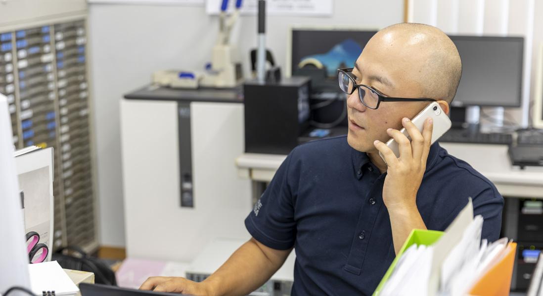 午後の顧客対応・システム構築